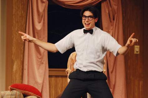 Review: ‘The Nerd’ actors delight audiences
