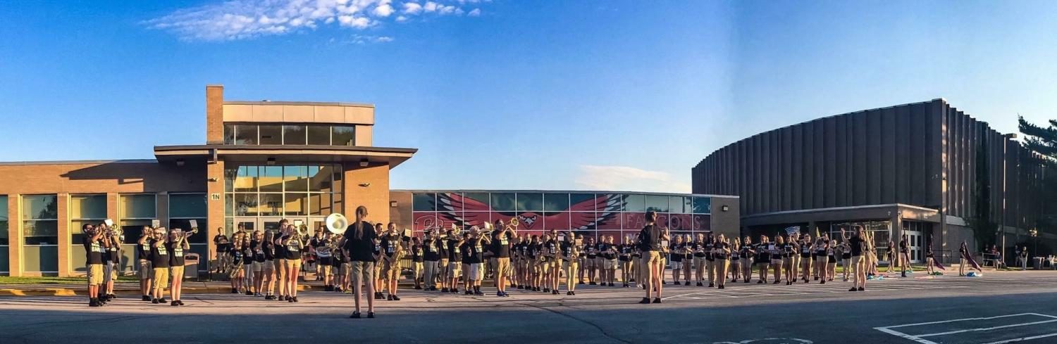 Marching Band struts into the 2017-2018 school year