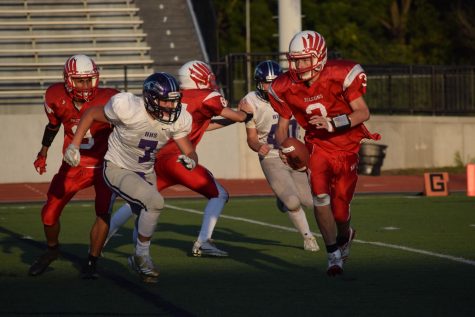Sophomore team plays strong, moves to 3-0